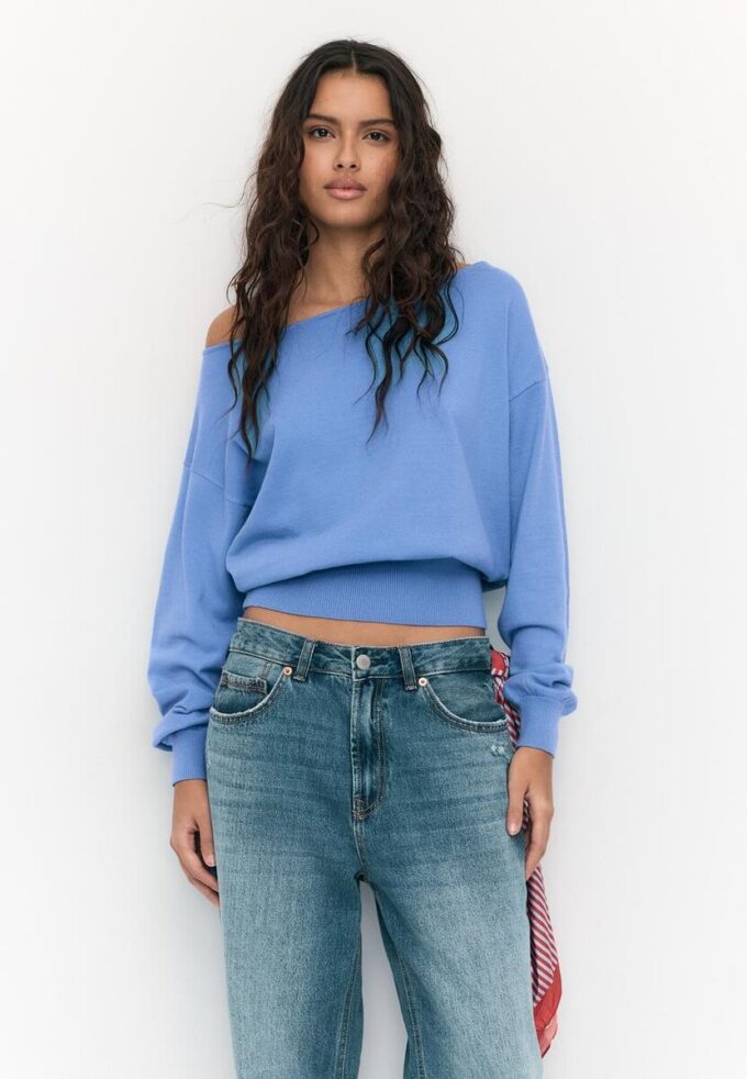 Pulover asimetric din tricot Pulover asimetric din tricot