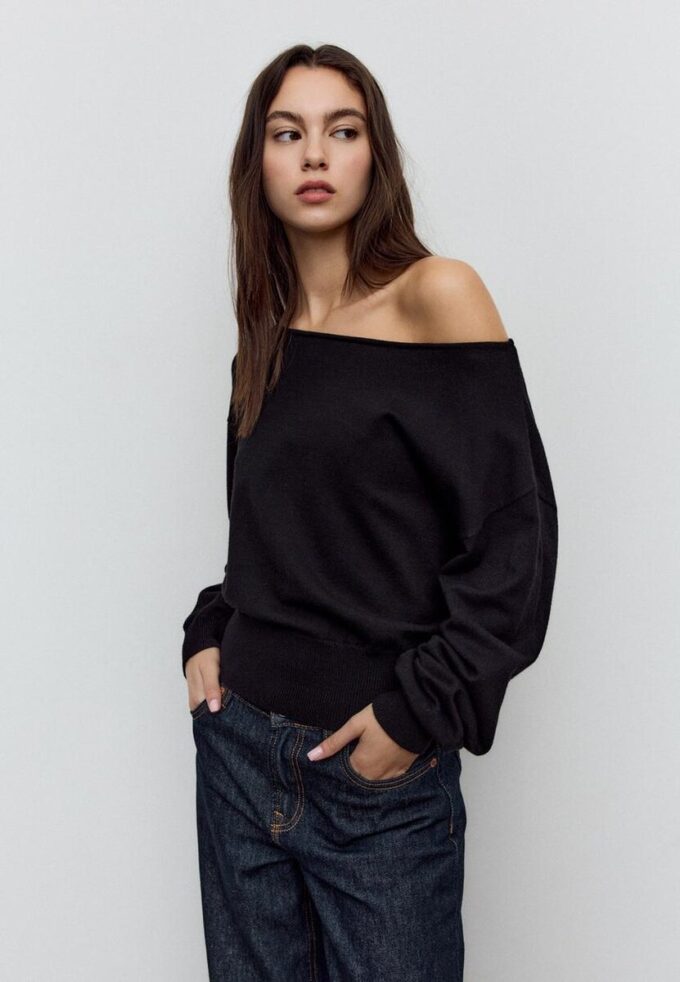 Pulover asimetric din tricot Pulover asimetric din tricot