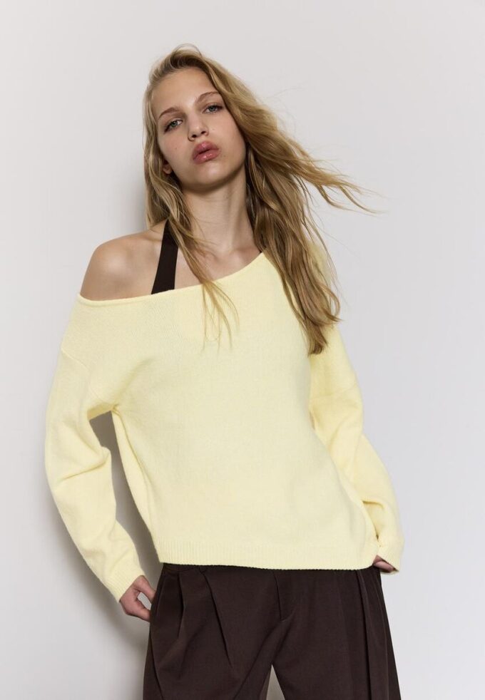 Pulover asimetric din tricot Pulover asimetric din tricot