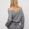 Pulover asimetric din tricot