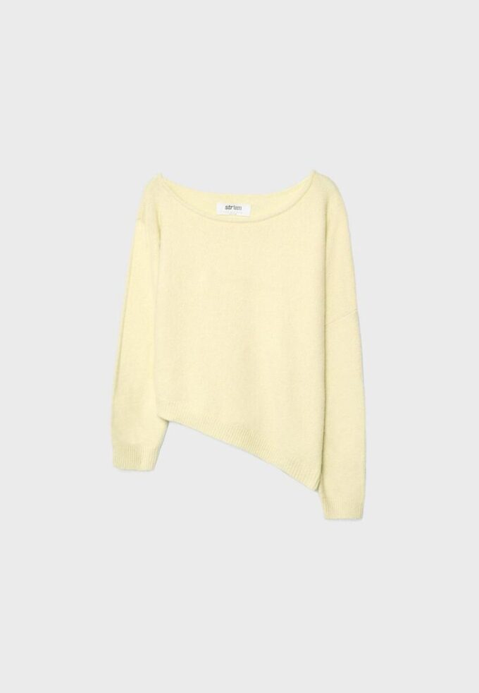 Pulover asimetric din tricot Pulover asimetric din tricot