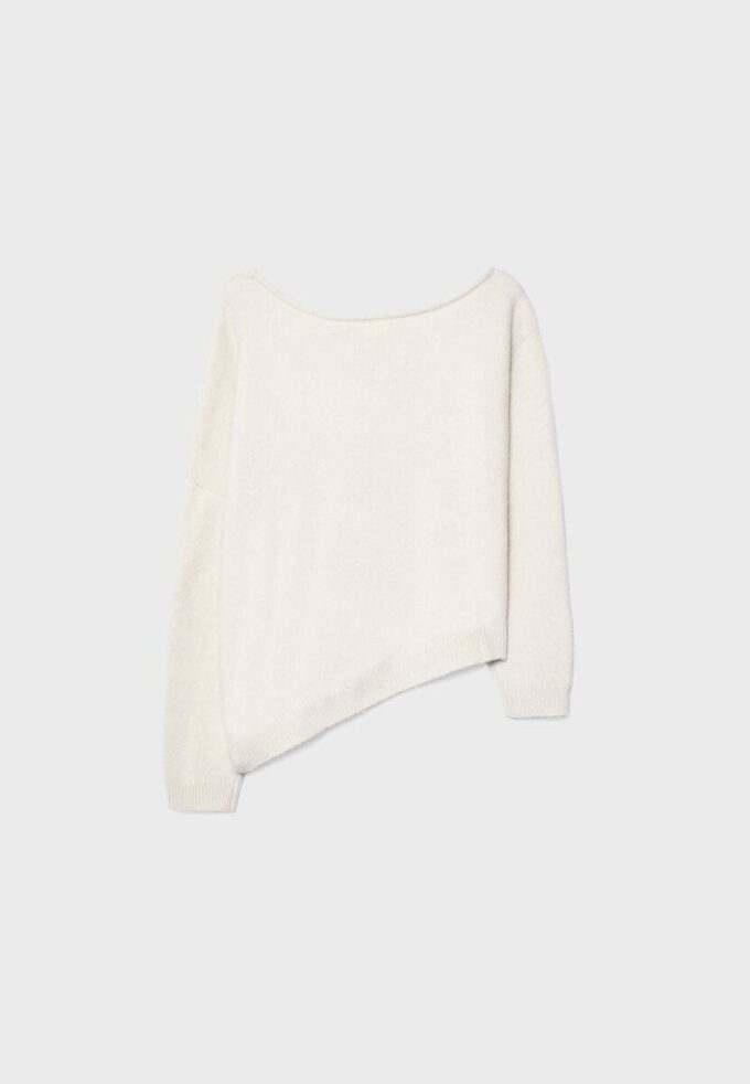 Pulover asimetric din tricot Pulover asimetric din tricot