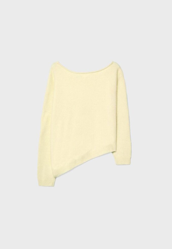 Pulover asimetric din tricot Pulover asimetric din tricot
