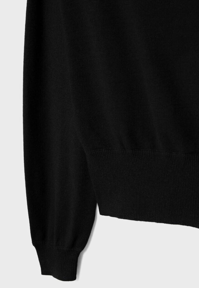Pulover asimetric din tricot Pulover asimetric din tricot