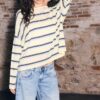 Pulover din tricot fin cu dungi Pulover din tricot fin cu dungi