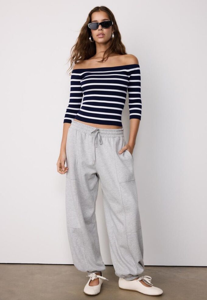 Pulover mulat din tricot cu dungi Pulover mulat din tricot cu dungi