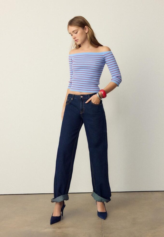 Pulover mulat din tricot cu dungi Pulover mulat din tricot cu dungi