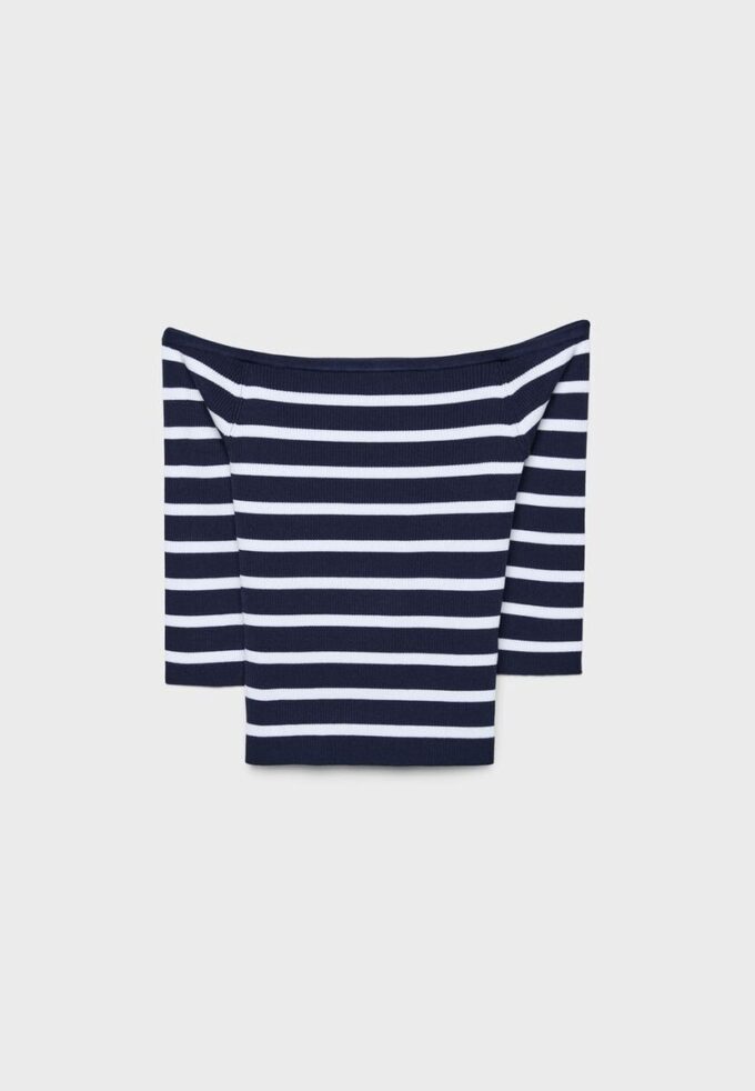 Pulover mulat din tricot cu dungi Pulover mulat din tricot cu dungi