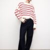 Pulover scurt din tricot cu dungi Pulover scurt din tricot cu dungi