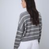 Pulover scurt din tricot cu dungi Pulover scurt din tricot cu dungi