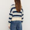 Pulover scurt din tricot cu dungi Pulover scurt din tricot cu dungi