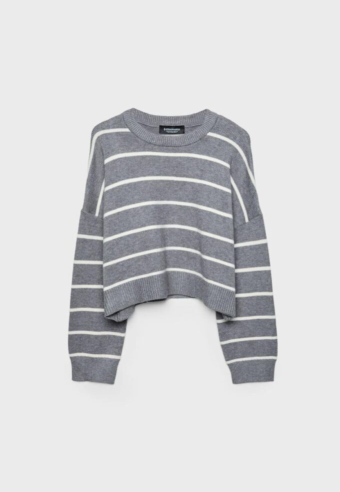 Pulover scurt din tricot cu dungi Pulover scurt din tricot cu dungi