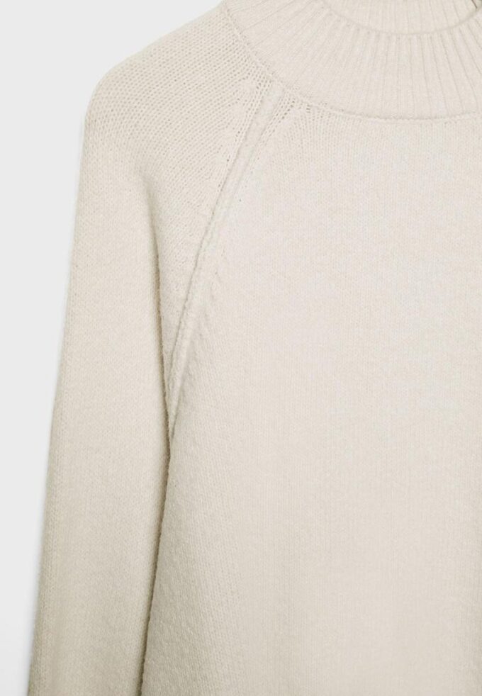 Pulover simplu din tricot Pulover simplu din tricot