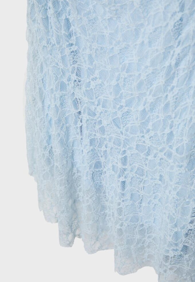 Rochie asimetrică din dantelă Rochie asimetrică din dantelă