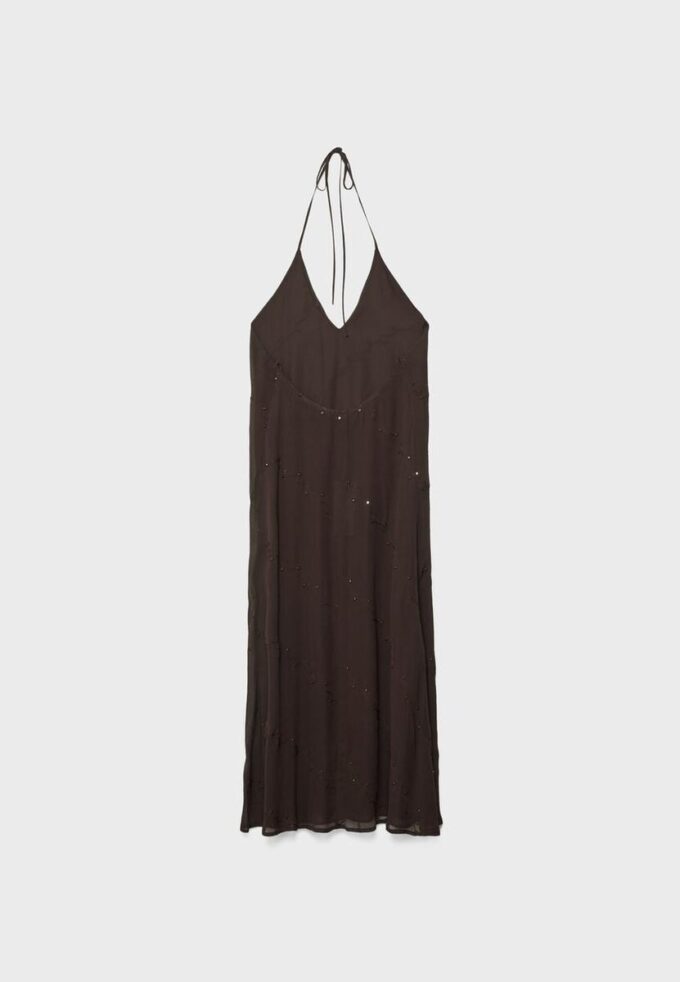 Rochie lungă cu guler halter brodată Rochie lungă cu guler halter brodată