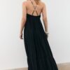 Rochie lungă din crep cu bretele cu mărgele Rochie lungă din crep cu bretele cu mărgele