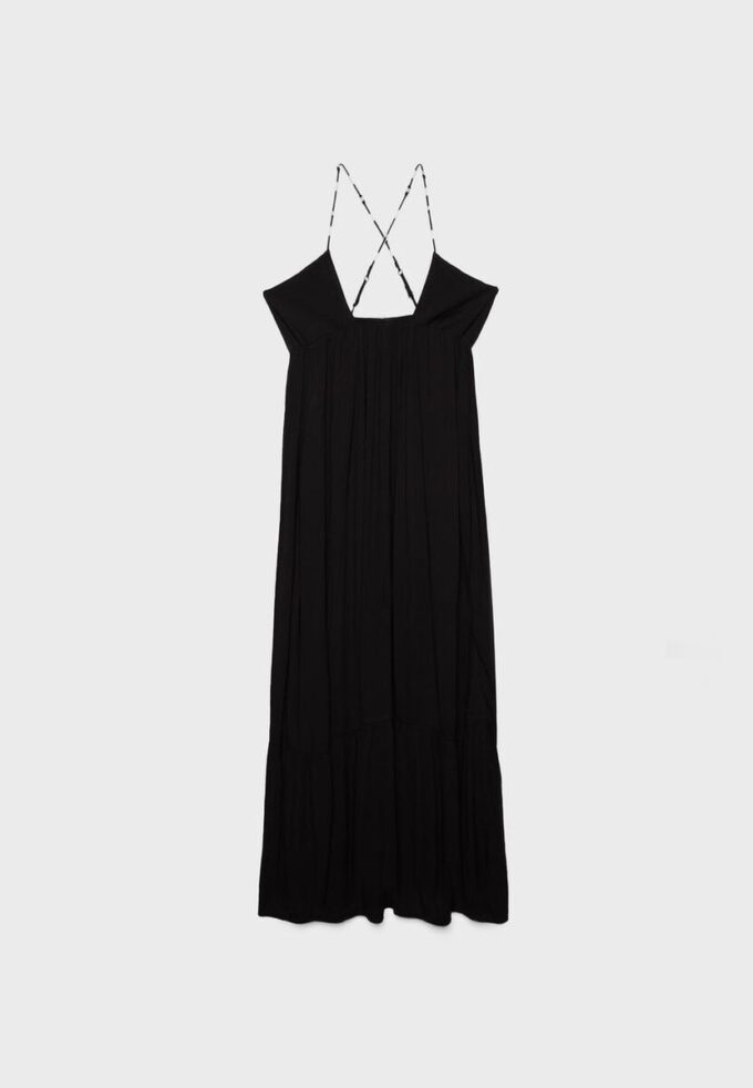 Rochie lungă din crep cu bretele cu mărgele Rochie lungă din crep cu bretele cu mărgele
