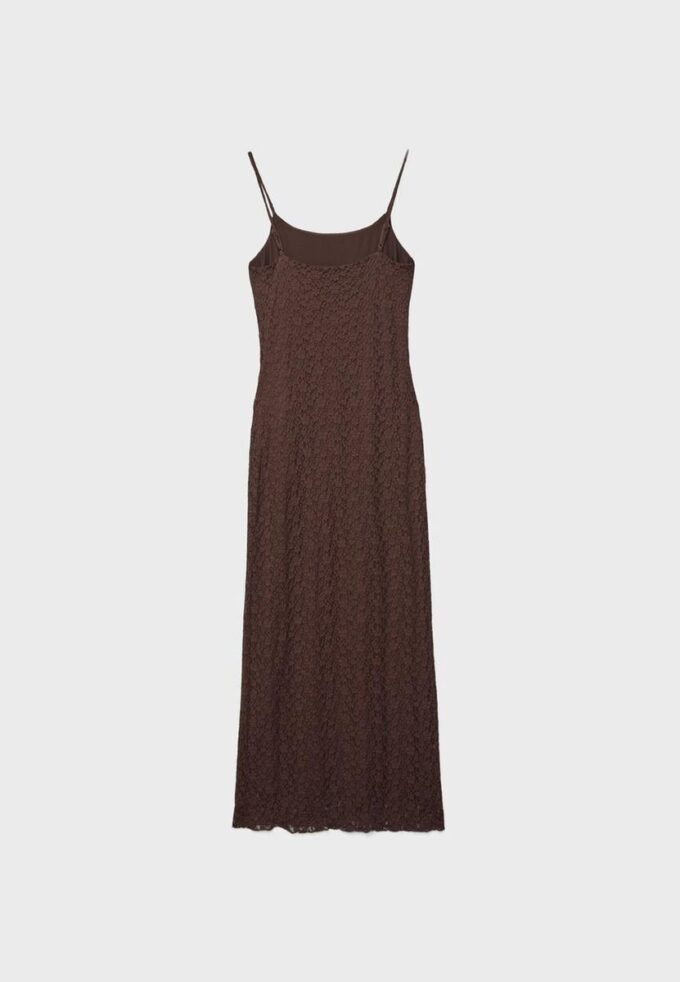 Rochie midi blondă cu bretele din dantelă Rochie midi blondă cu bretele din dantelă