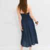 Rochie midi cu gât halter și detalii cu mărgele Rochie midi cu gât halter și detalii cu mărgele