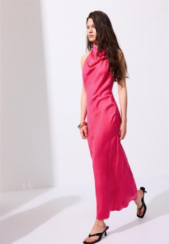 rochie midi cu gt halter i spate decupat 2 1 330x477 - Rochie midi cu g&acirc;t halter și spate decupat