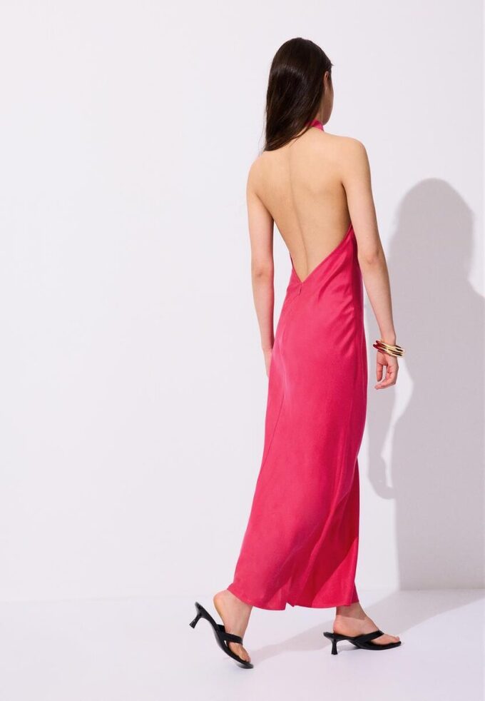 Rochie midi cu gât halter și spate decupat Rochie midi cu gât halter și spate decupat