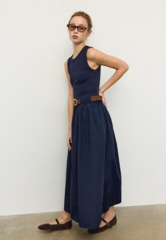 Rochie midi fără mâneci din două materiale, cu curea