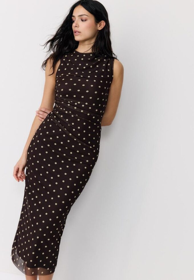 Rochie midi fără mâneci din tul cu buline Rochie midi fără mâneci din tul cu buline