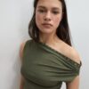 Rochie mini asimetrică cu ținte