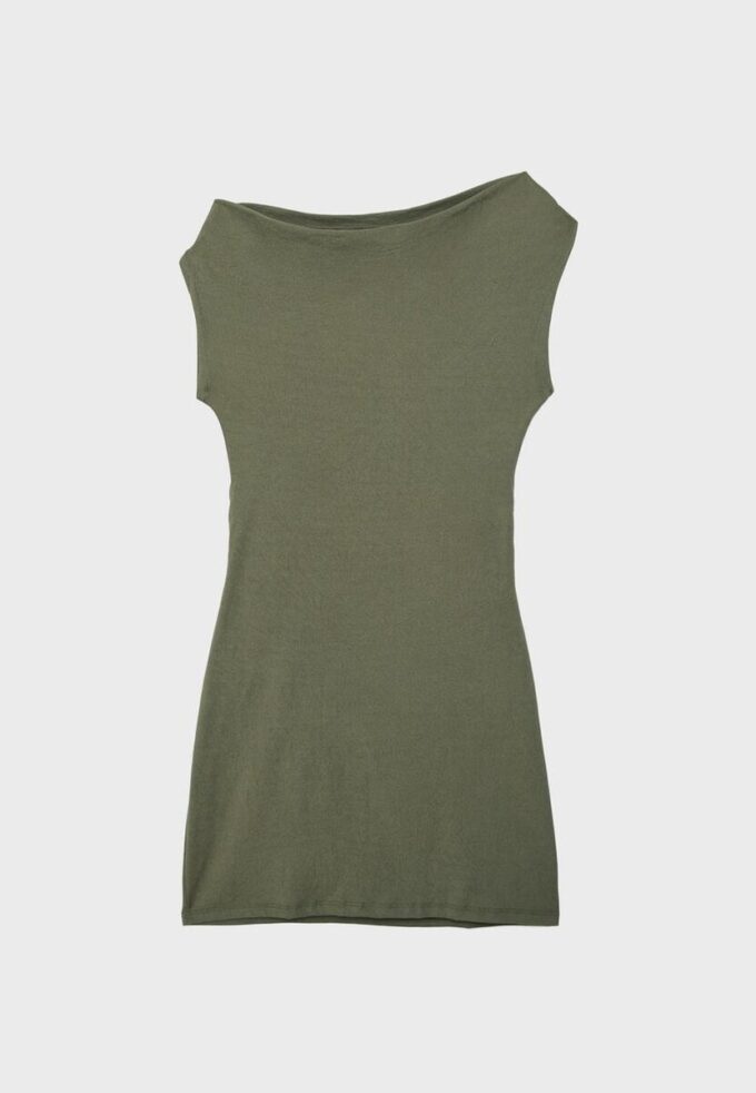 Rochie mini asimetrică cu ținte