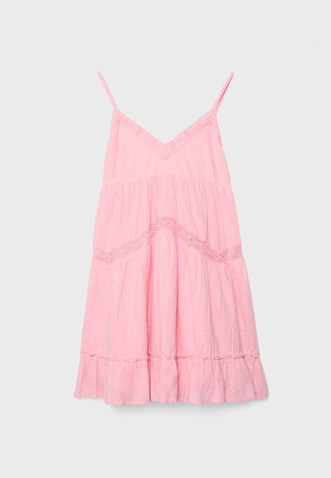 Rochie scurtă cu detalii din dantelă Rochie scurtă cu detalii din dantelă