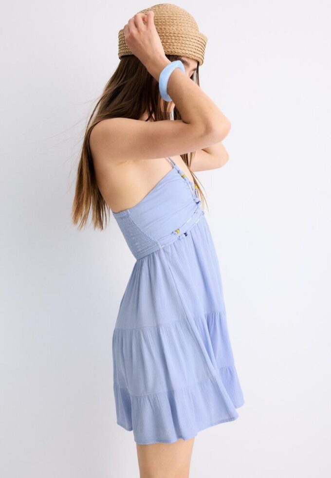 Rochie scurtă cu mărgele Rochie scurtă cu mărgele