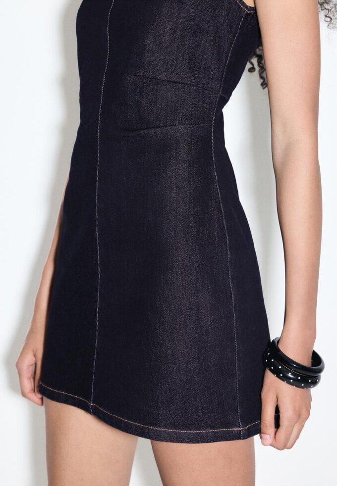 Rochie scurtă din denim