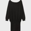 Rochie scurtă din tricot cu guler barcă