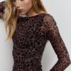 Rochie scurtă din tul cu imprimeuri