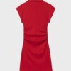 Rochie scurtă mulată cu detalii drapate Rochie scurtă mulată cu detalii drapate