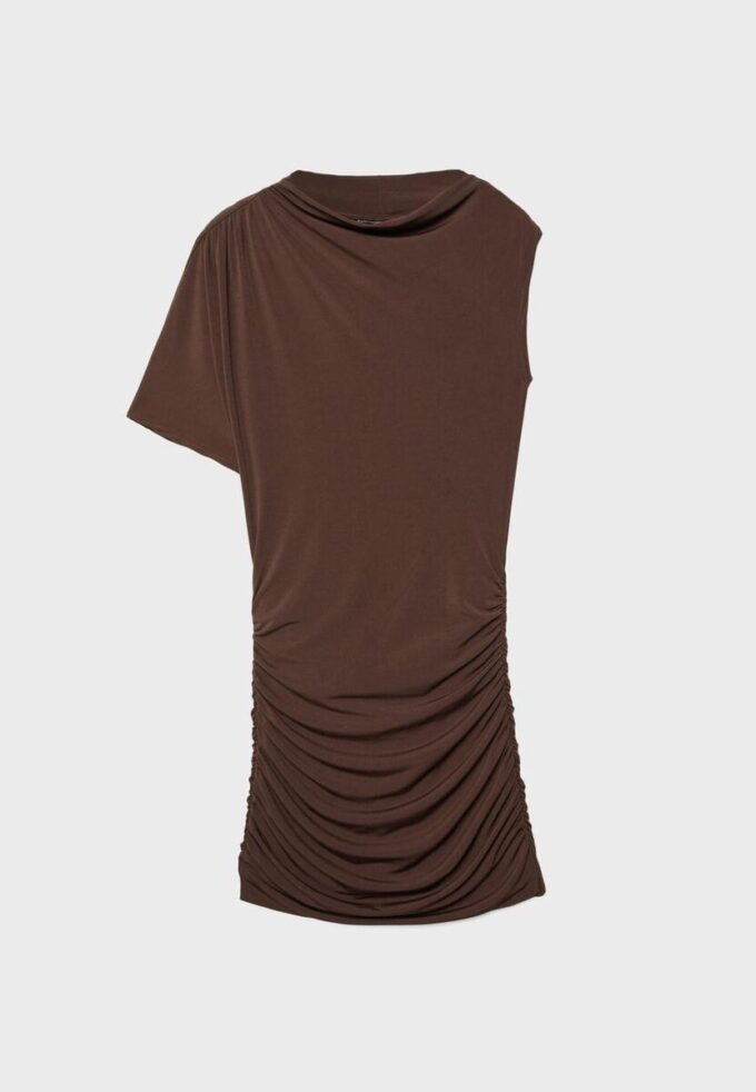 Rochie scurtă tip capă Rochie scurtă tip capă