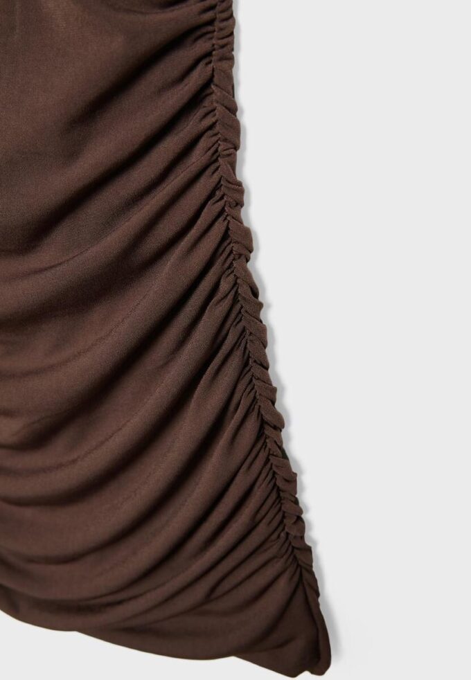 Rochie scurtă tip capă Rochie scurtă tip capă