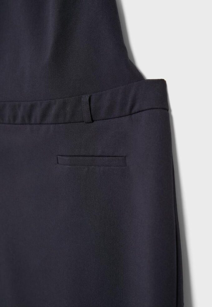 Rochie scurtă tip salopetă Rochie scurtă tip salopetă