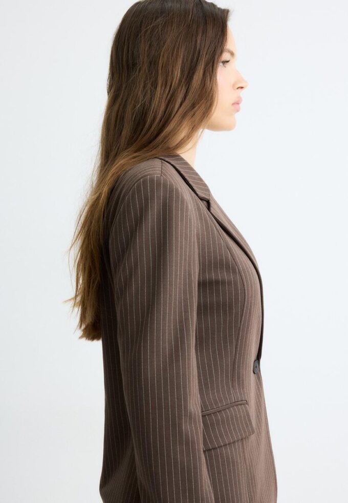 Sacou basic din tricot cu dungi Sacou basic din tricot cu dungi