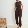Salopetă cu guler halter din satin Salopetă cu guler halter din satin