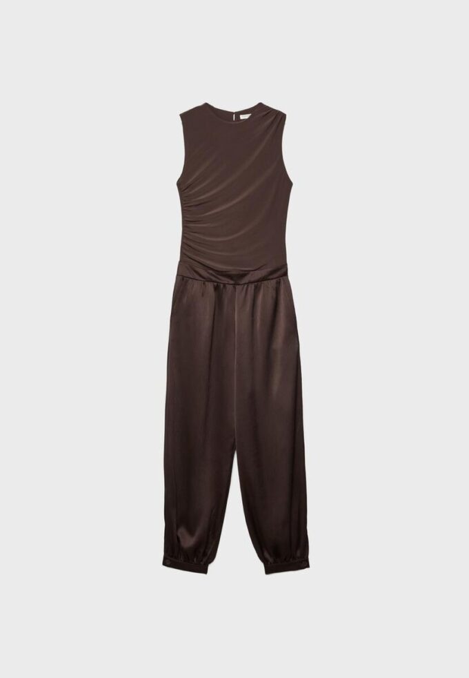 Salopetă cu guler halter din satin Salopetă cu guler halter din satin