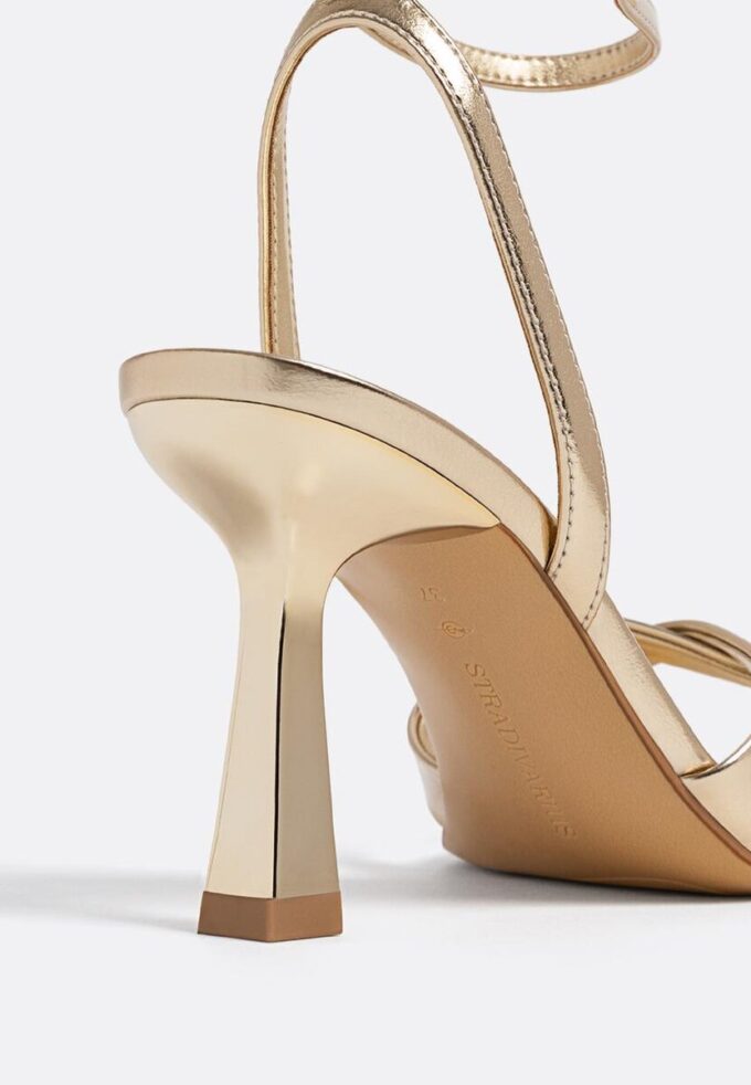 Sandale cu toc stiletto