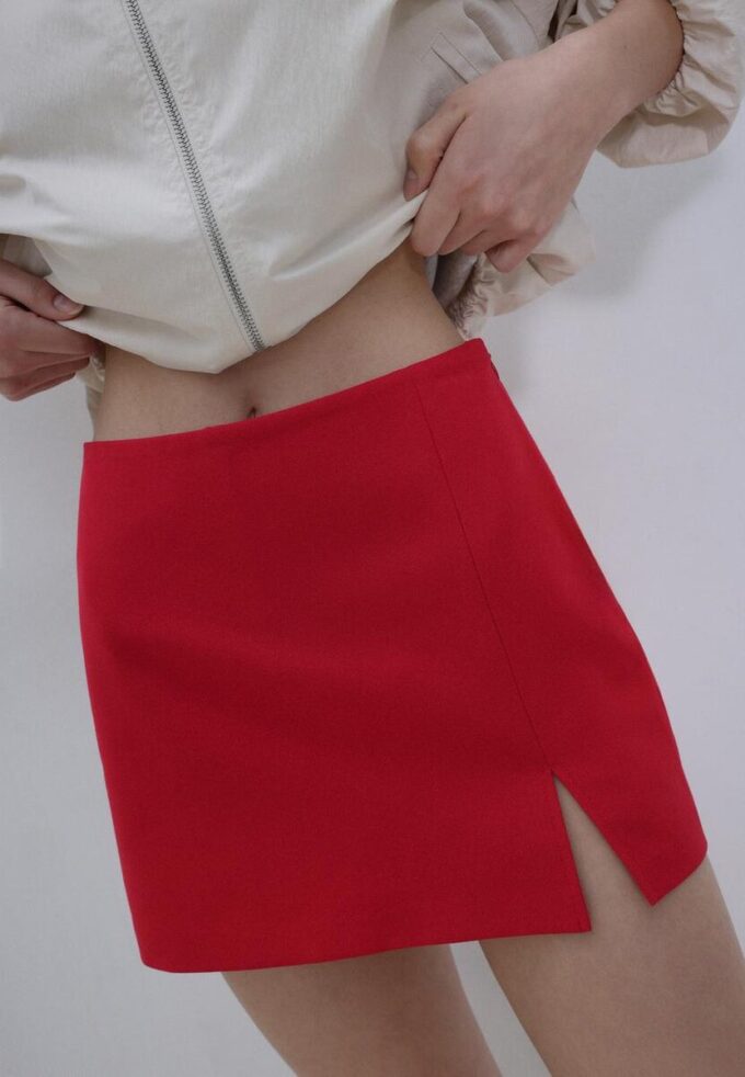 Skort cu despicătură laterală Skort cu despicătură laterală