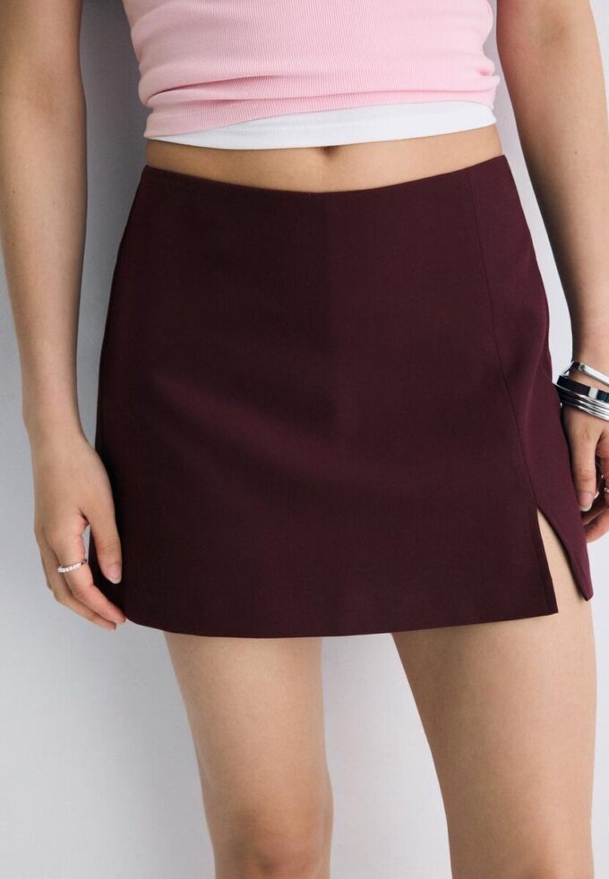 Skort cu despicătură laterală Skort cu despicătură laterală