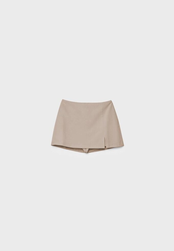 Skort cu despicătură laterală Skort cu despicătură laterală