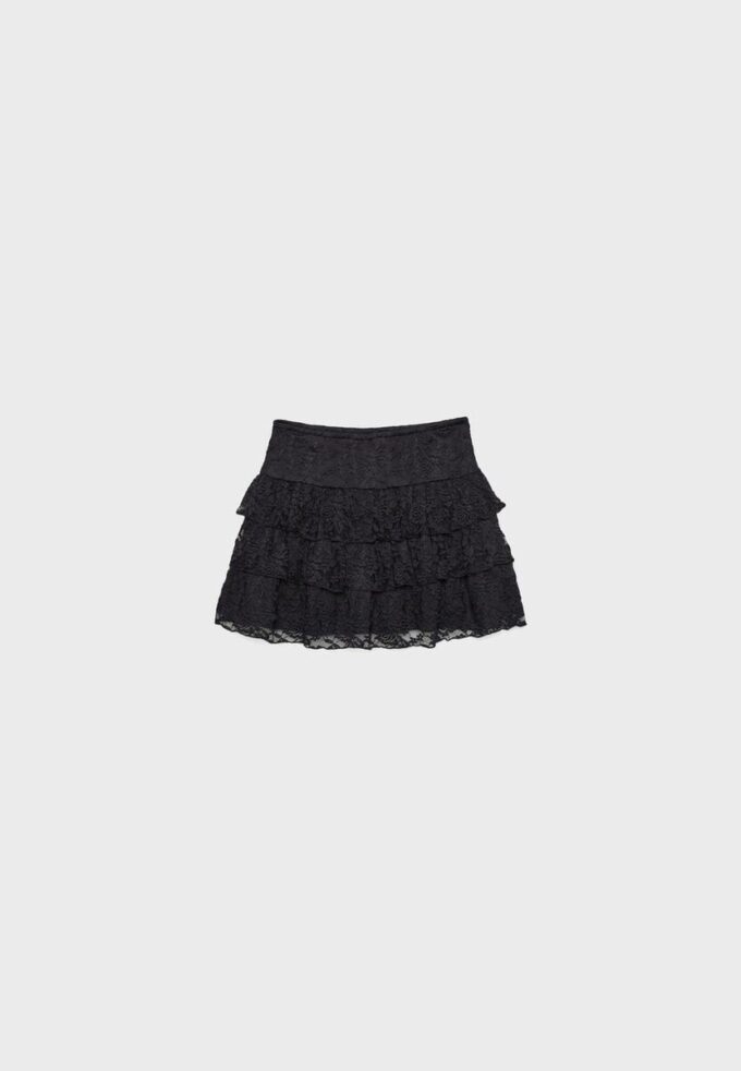 Skort din dantelă Skort din dantelă