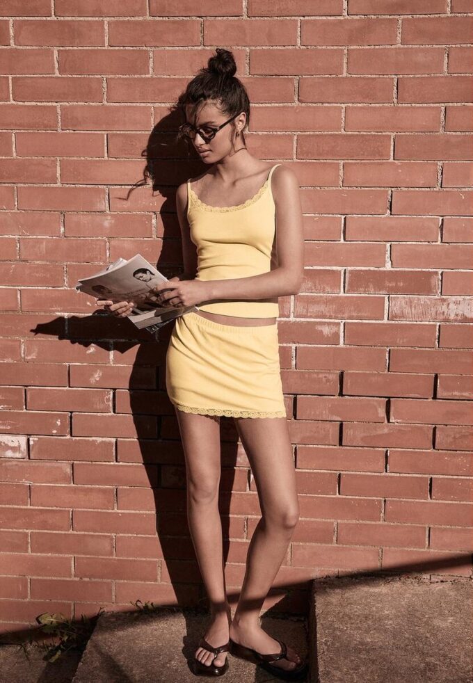 Skort mini cu bordură din dantelă Skort mini cu bordură din dantelă