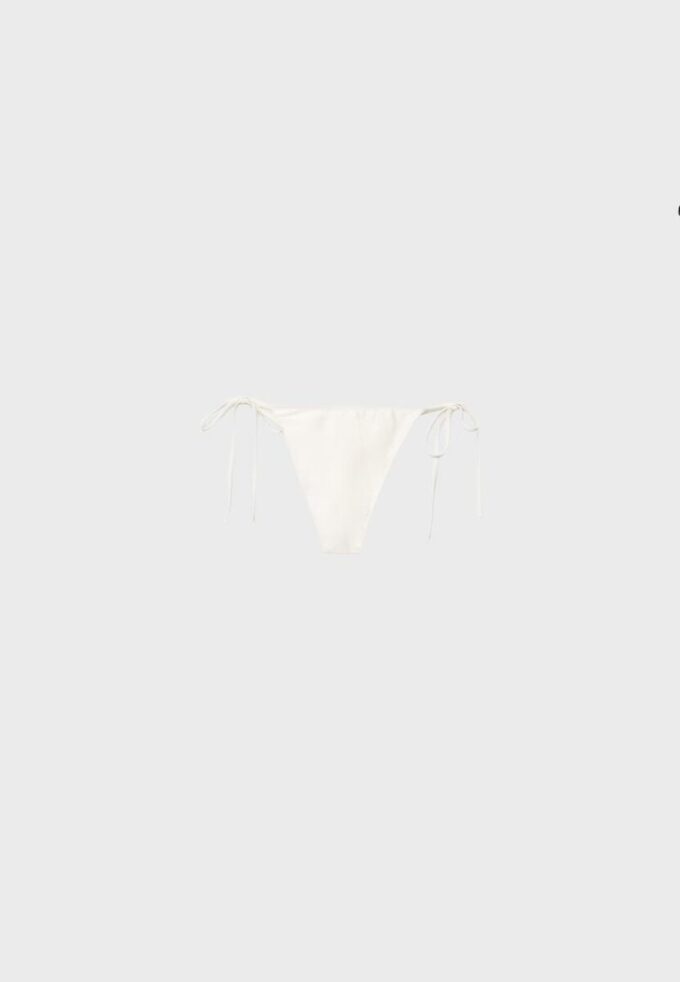 Slipuri de bikini brazilian mari cu ținte Slipuri de bikini brazilian mari cu ținte