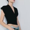 Top cu decolteu în V și eșarfă Top cu decolteu în V și eșarfă