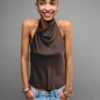 Top cu gât halter cu efect de satin Top cu gât halter cu efect de satin